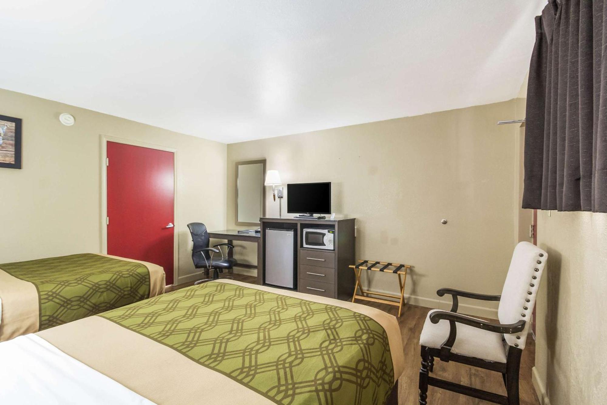 Econo Lodge Inn & Suites I-35 At Shawnee Mission Overland Park Exterior foto